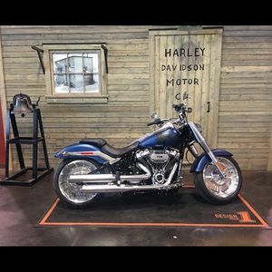 Meet your Posher, Juan j